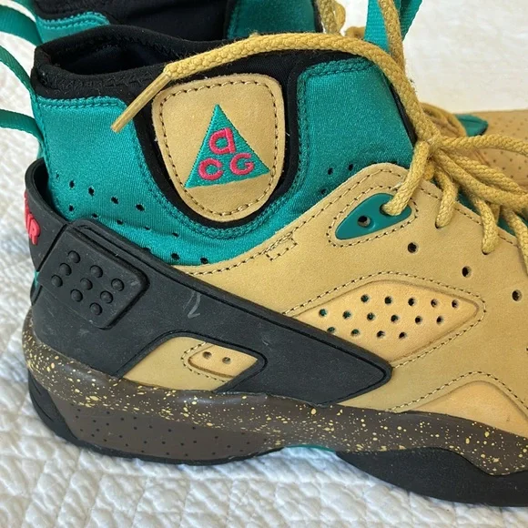 Nike ACG Air Mowabb Trail/Hiking Shoes - Picture 9 of 9